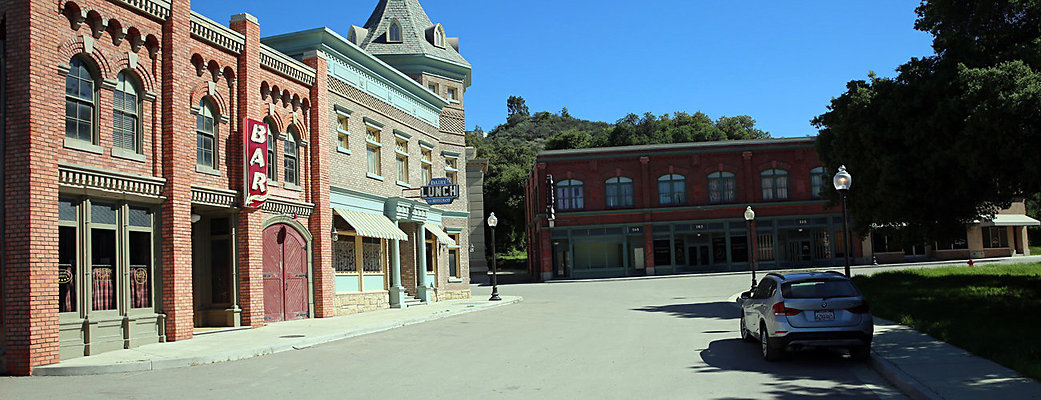 Golden Oaks Ranch Business District St Mar 15