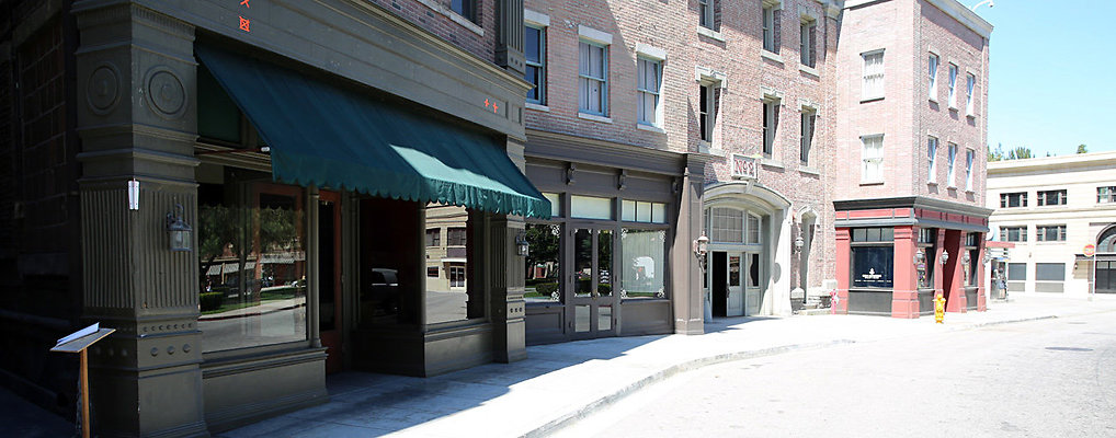 Universal Studios Courthouse Square Mar 15