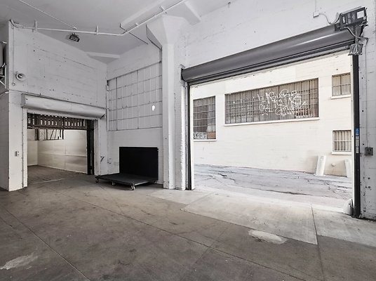 Hudson Loft Freight Alley and Exterior