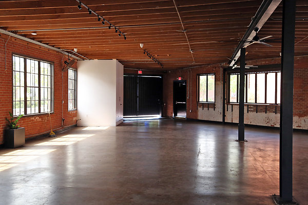 Warehouse 34 Buttercup Radian Bldg Sep 23