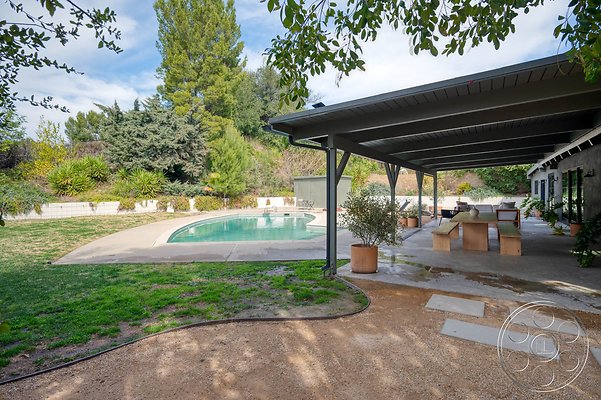 modern-farmhouse-12-60