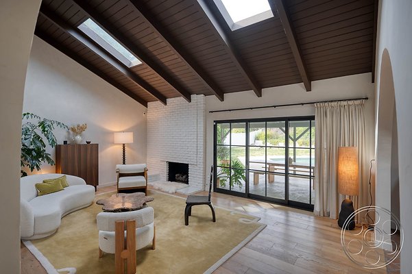 modern-farmhouse-12-17