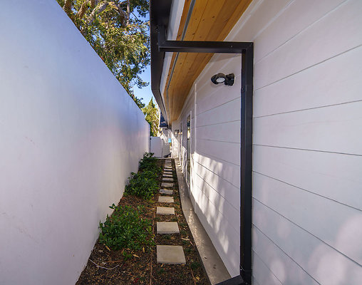 UNIVERSAL-B804-LA-81