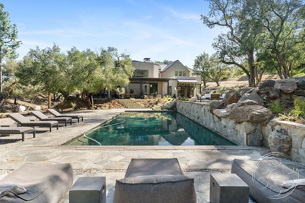 modern-farmhouse-5-55