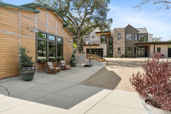 modern-farmhouse-5-4