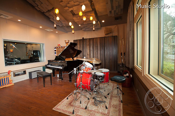 modern-farmhouse-5-100 modern-farmhouse-5-100