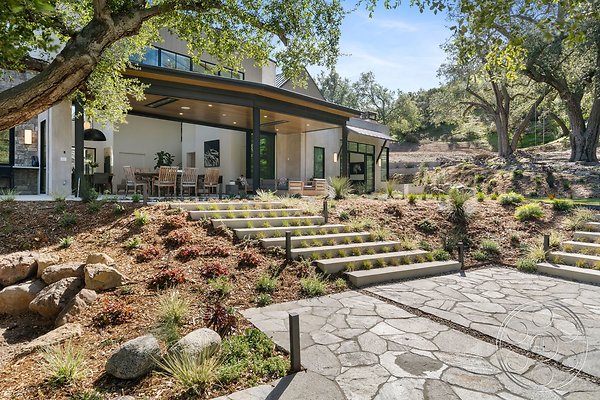 modern-farmhouse-5-51