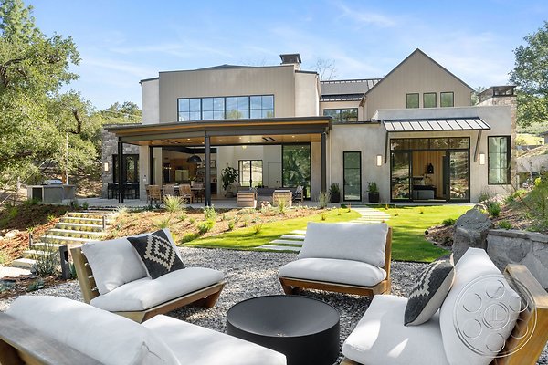 modern-farmhouse-5-49