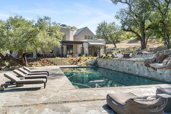 modern-farmhouse-5-54