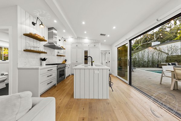 modern-farmhouse-9-82 modern-farmhouse-9-82