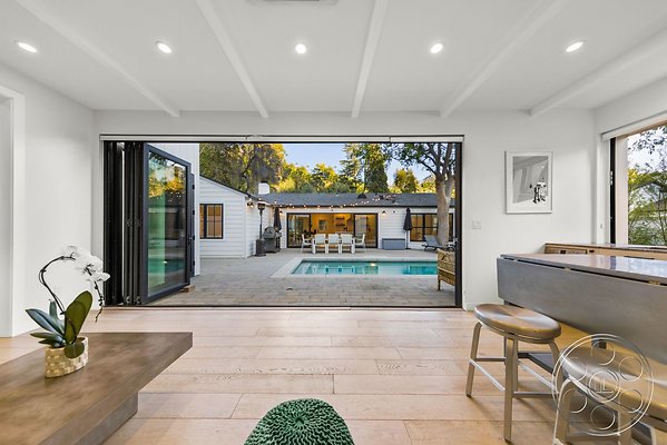 modern-farmhouse-9-73 modern-farmhouse-9-73