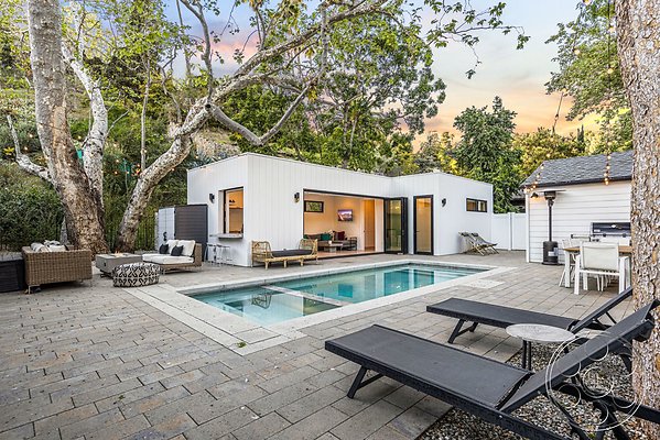 modern-farmhouse-9-40