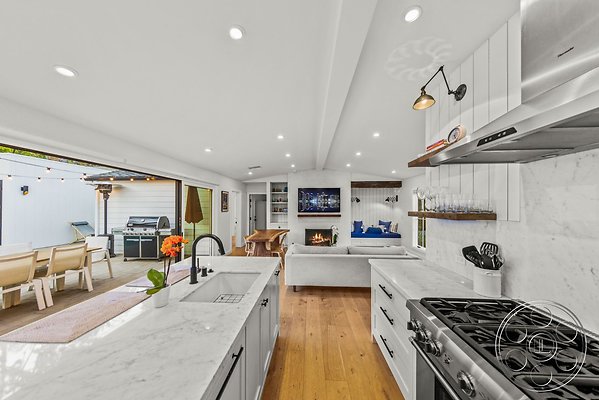 modern-farmhouse-9-86 modern-farmhouse-9-86