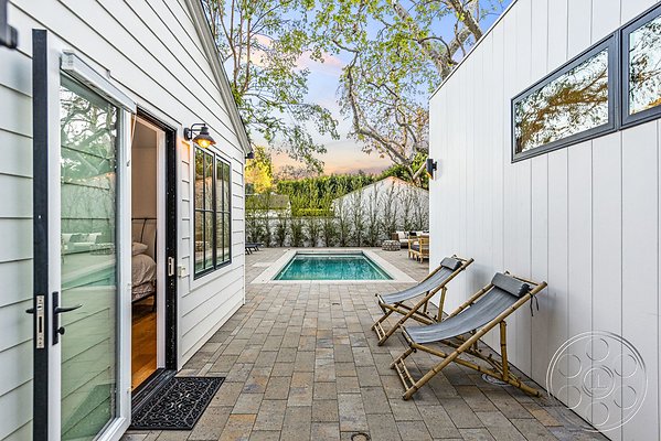 modern-farmhouse-9-41