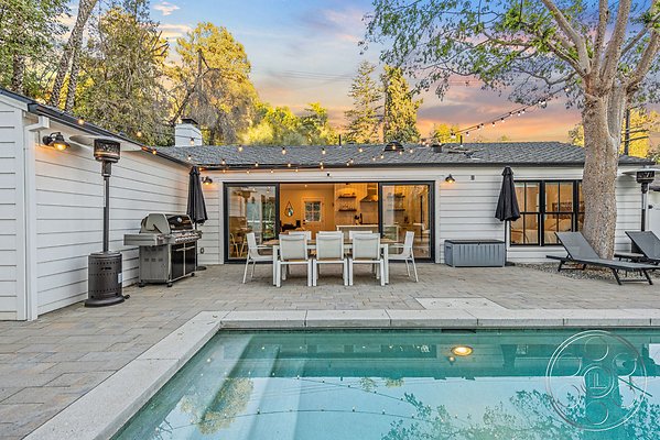 modern-farmhouse-9-36