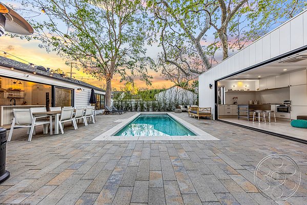 modern-farmhouse-9-42