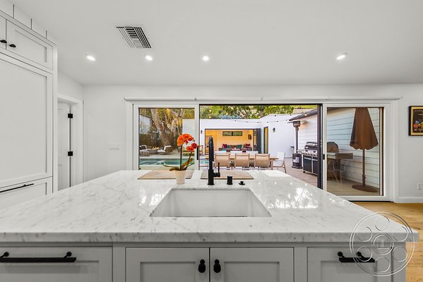 modern-farmhouse-9-80 modern-farmhouse-9-80