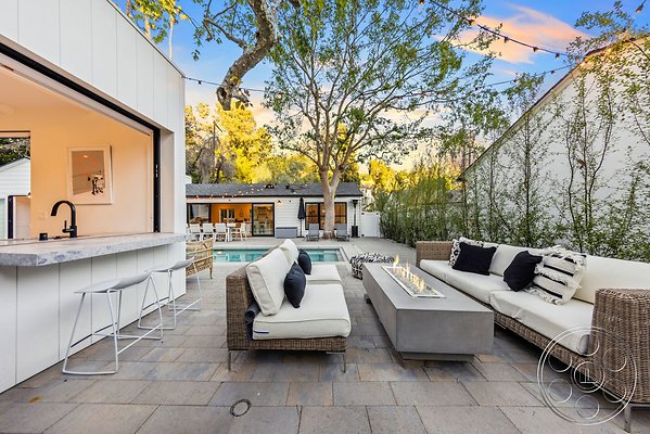 modern-farmhouse-9-70 modern-farmhouse-9-70