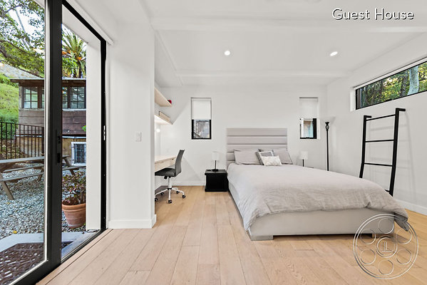 modern-farmhouse-9-58