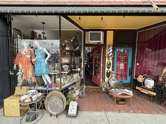 Photo Nov 13 2025, 11 26 54 AM