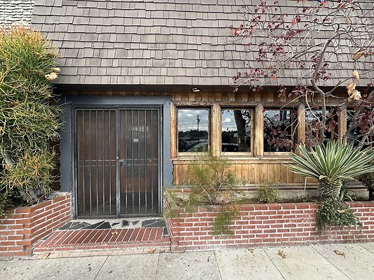 Photo Nov 13 2025, 11 10 11 AM