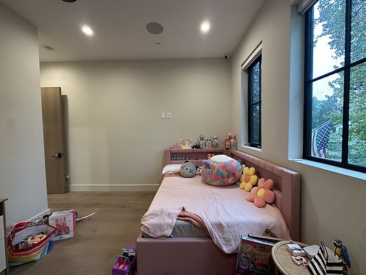 Photo Nov 14 2025, 9 37 50 AM