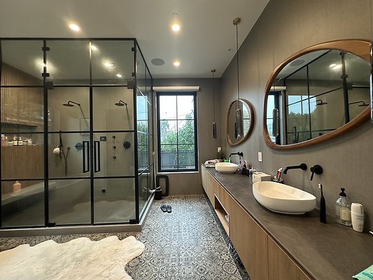 Photo Nov 14 2025, 9 36 18 AM