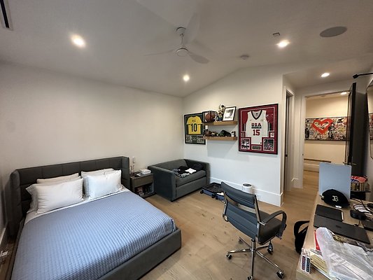 Photo Nov 14 2025, 10 15 36 AM