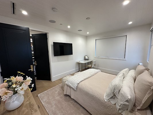 Photo Nov 14 2025, 10 16 38 AM