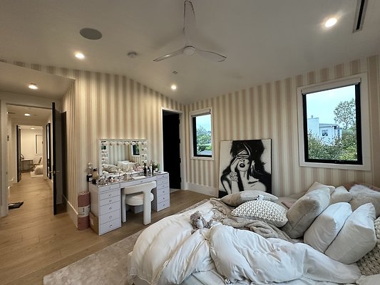 Photo Nov 14 2025, 10 20 49 AM