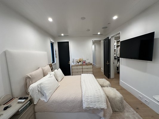 Photo Nov 14 2025, 10 16 19 AM