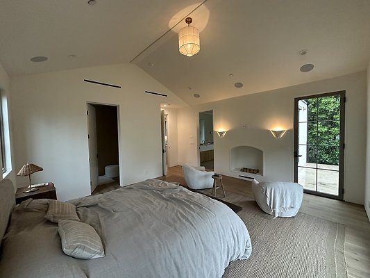 Photo Nov 14 2025, 11 09 23 AM