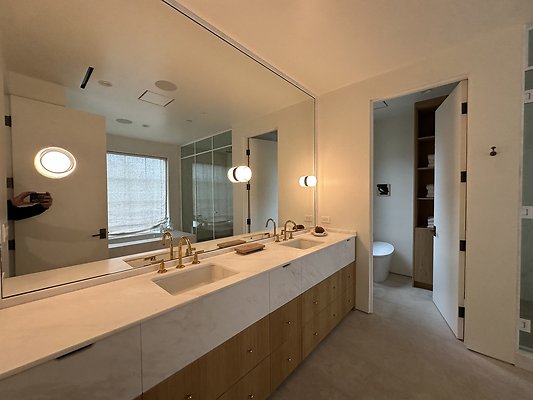 Photo Nov 14 2025, 11 09 46 AM