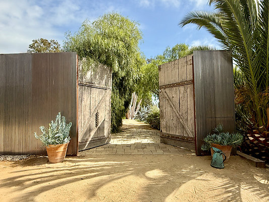 MMG - Nov 2025 - VER00